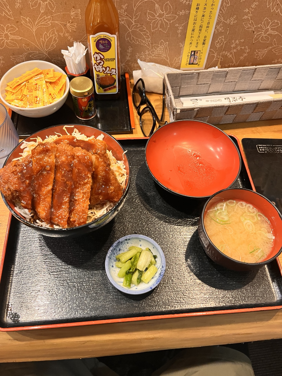 登山後に明治亭で食べた駒ヶ根名物のソースかつ丼